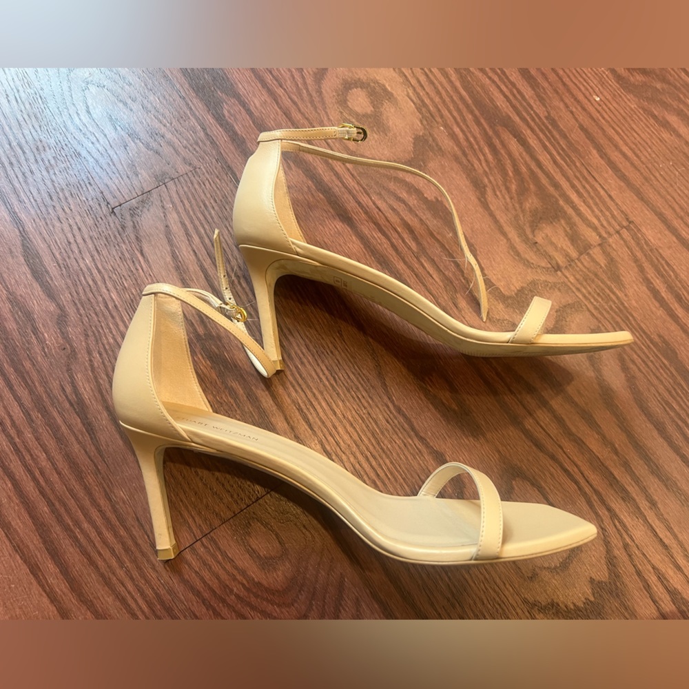 new nude heels Stuart Weitzman strap - Picture 2 of 3